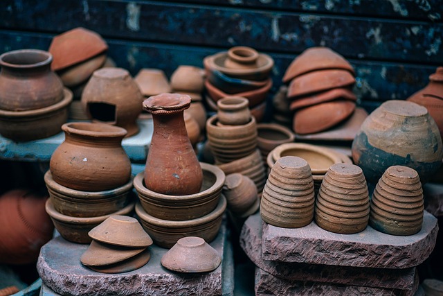 Drejeskivens hemmeligheder: Tips og tricks til at mestre keramik